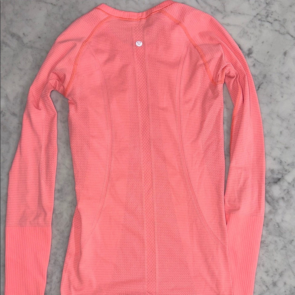 lululemon athletica Coral Long Sleeve Top - Picture 2 of 2